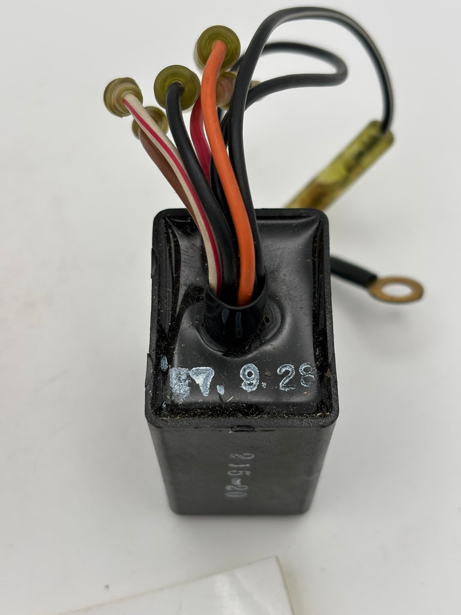 YAMAHA CDI UNIT ASSY 2J5-85540-20-00 Y17