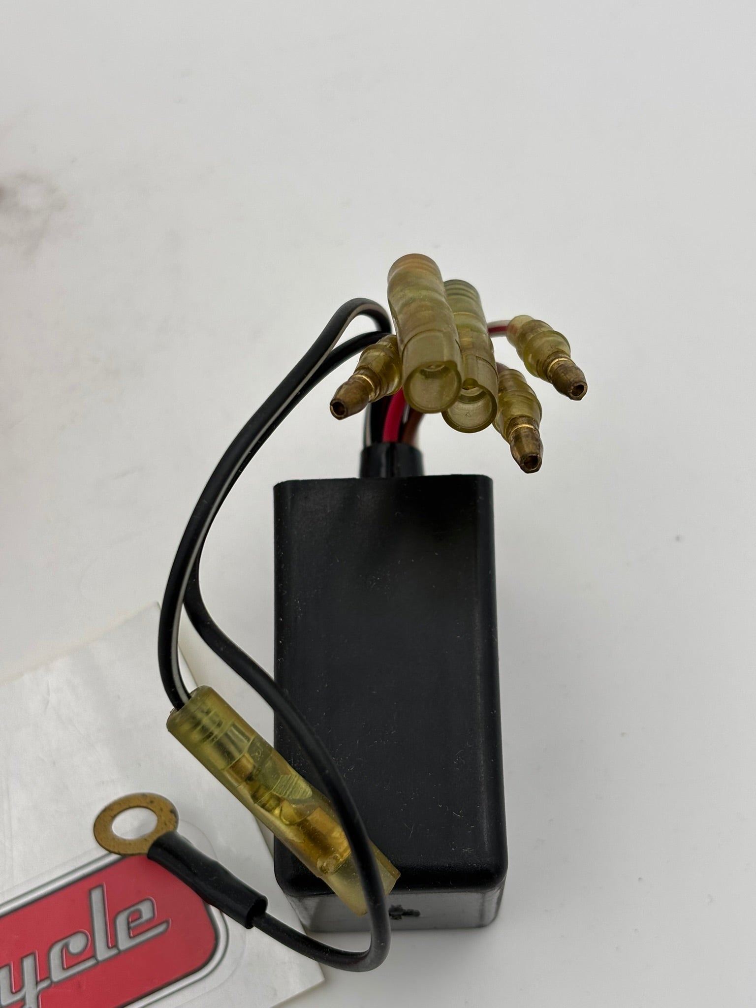 YAMAHA CDI UNIT ASSY 2J5-85540-20-00 Y17