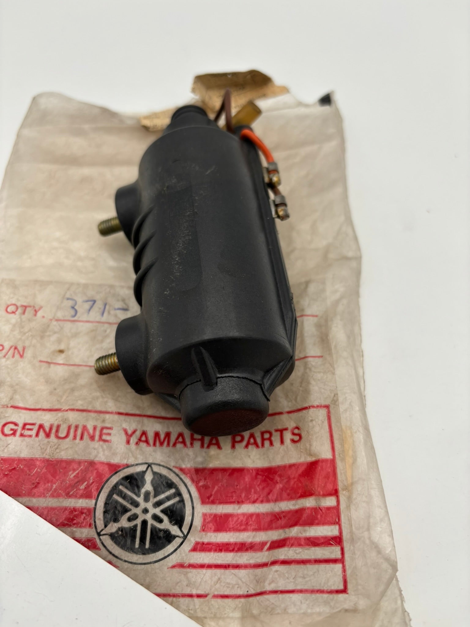 YAMAHA IGNITION COIL 371-82310-60-00 Y17