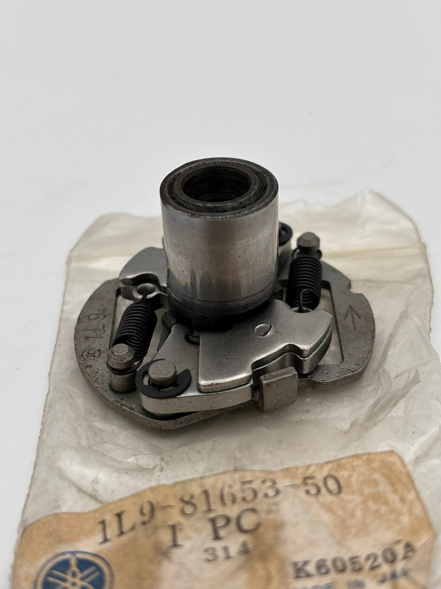 YAMAHA GOVERNOR ASSY 1L9-81653-50-00 Y17