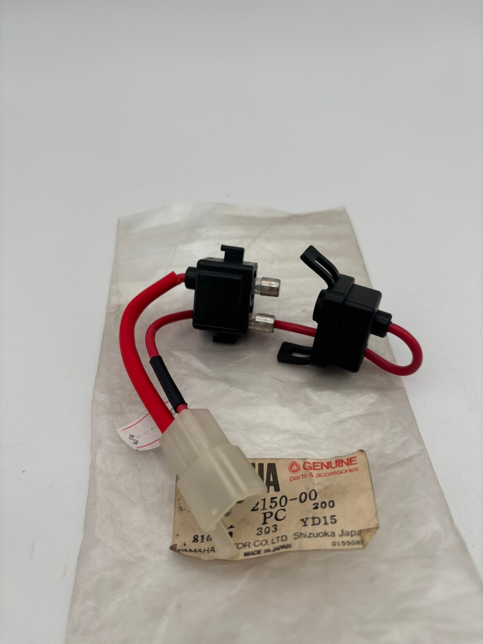 YAMAHA FUSE HOLDER ASSY 4X7-82150-00-00 Y17