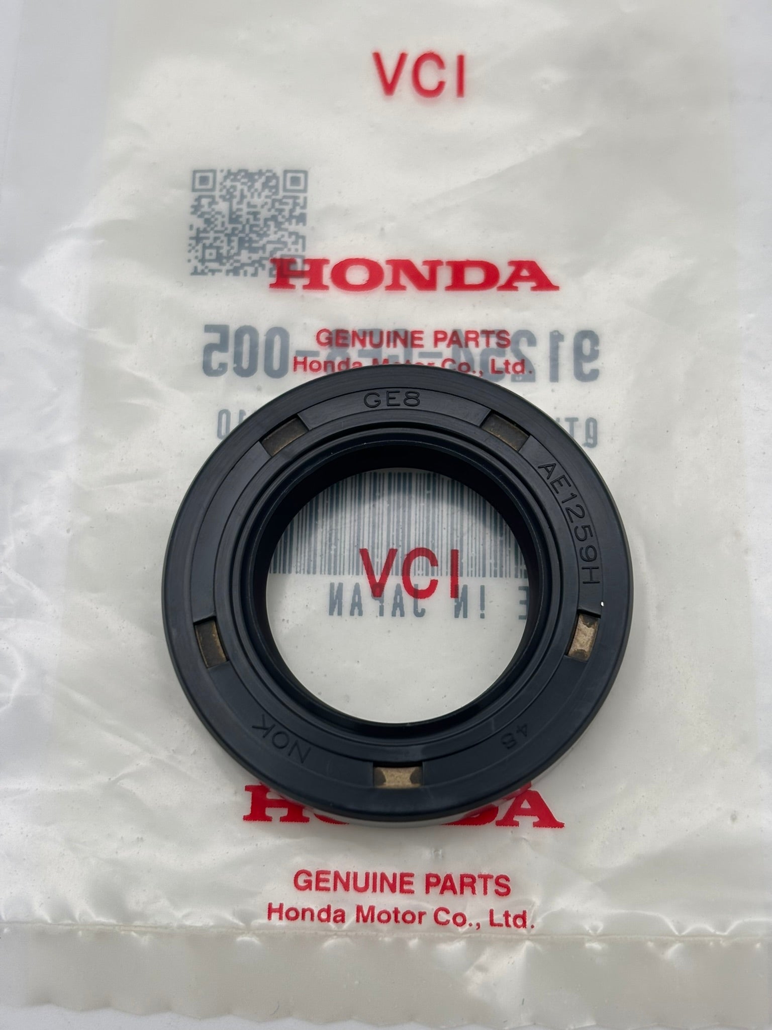 HONDA OIL SEAL (24X40X7) 91254-GE8-005 H67