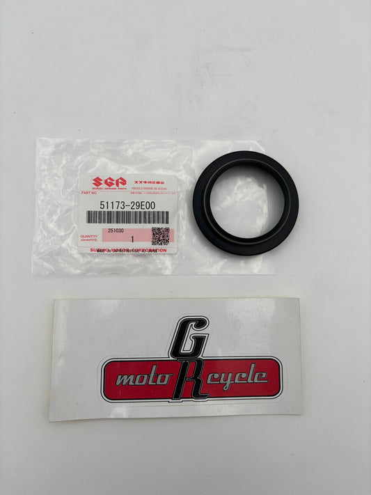 SUZUKI DUST SEAL (SUB 51571-17C00 ) 51173-29E00 S30