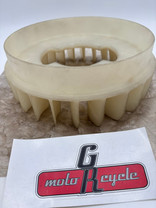 YAMAHA 1972 1973 EW643 GP643 FAN 834-12611-00-00 Y18