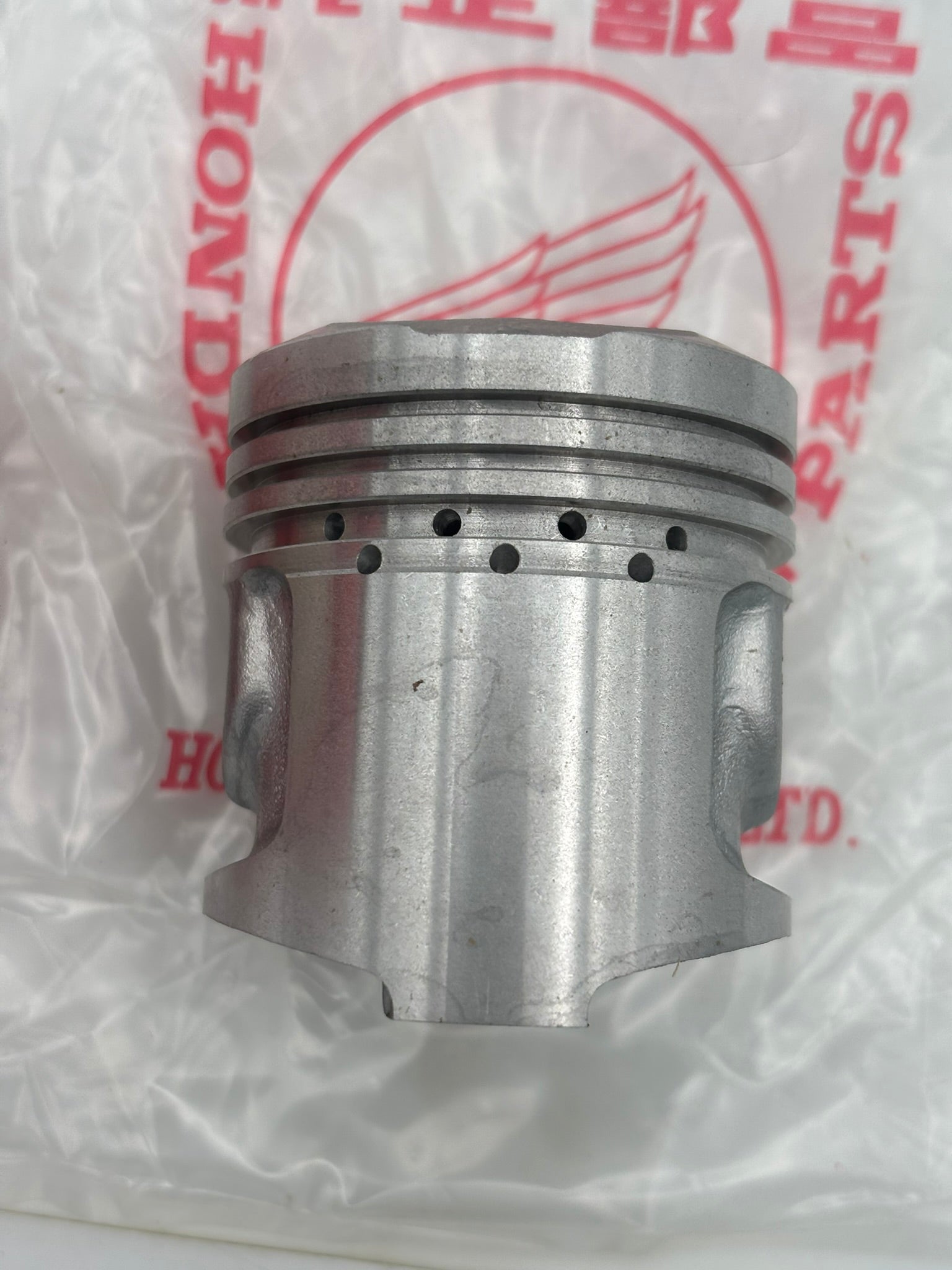 HONDA PISTON (O/S 0.75MM) 13104-333-010 H96