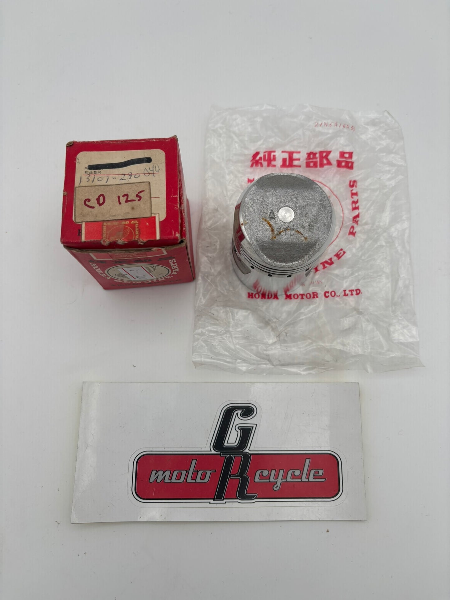 HONDA PISTON (STD) (SUB 13101-230-040 ) 13101-303-000 H96