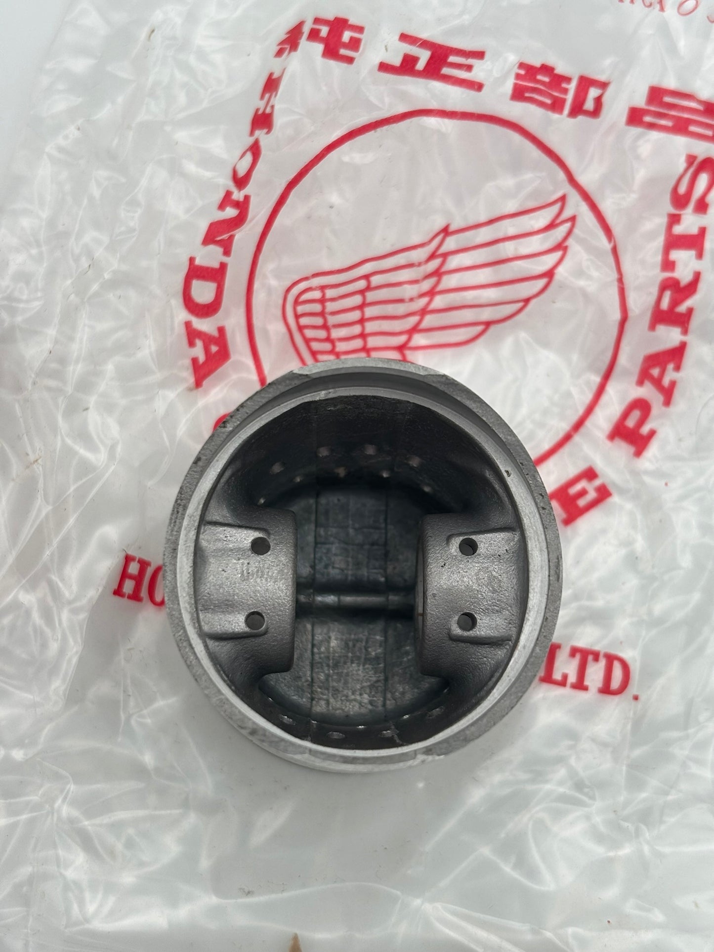 HONDA PISTON (STD) (SUB 13101-044-030 ) 13101-044-020 H96