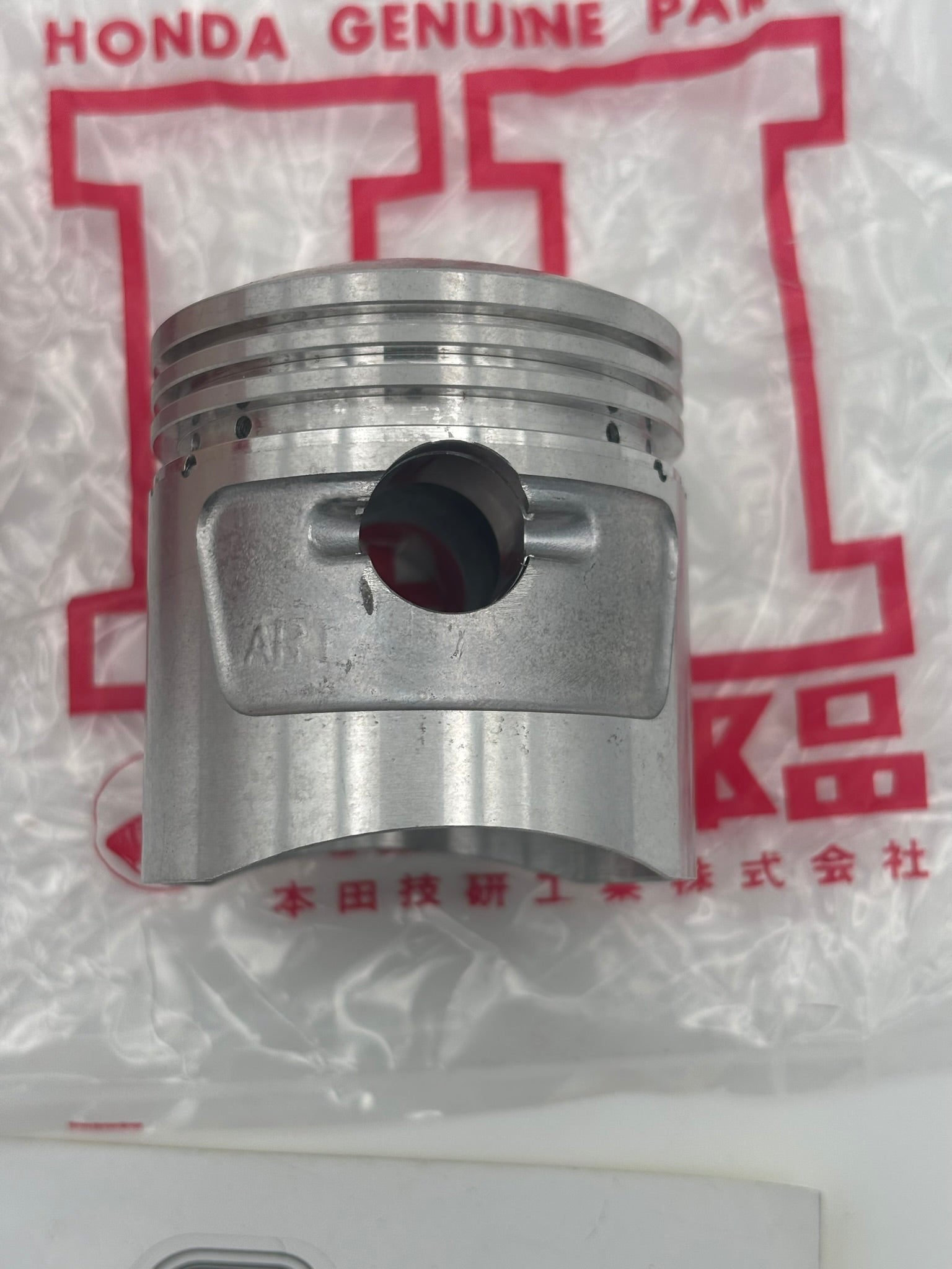 HONDA PISTON (O/S 1.00) (SUB 13105-030-000 C200-1361-S4 H96