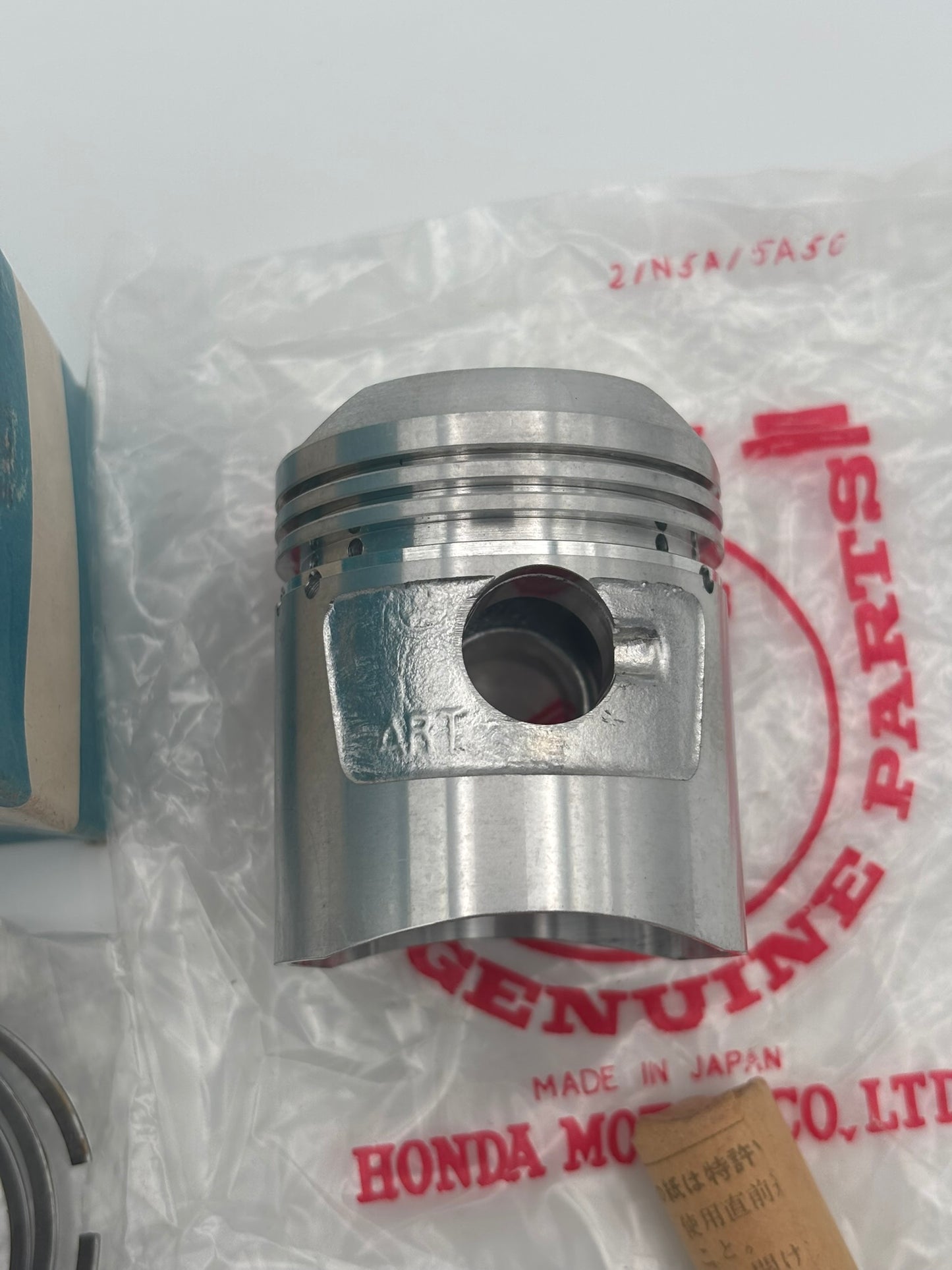 HONDA PISTON (O/S 0.50) COMPLETE KIT 13103-216-000 H96