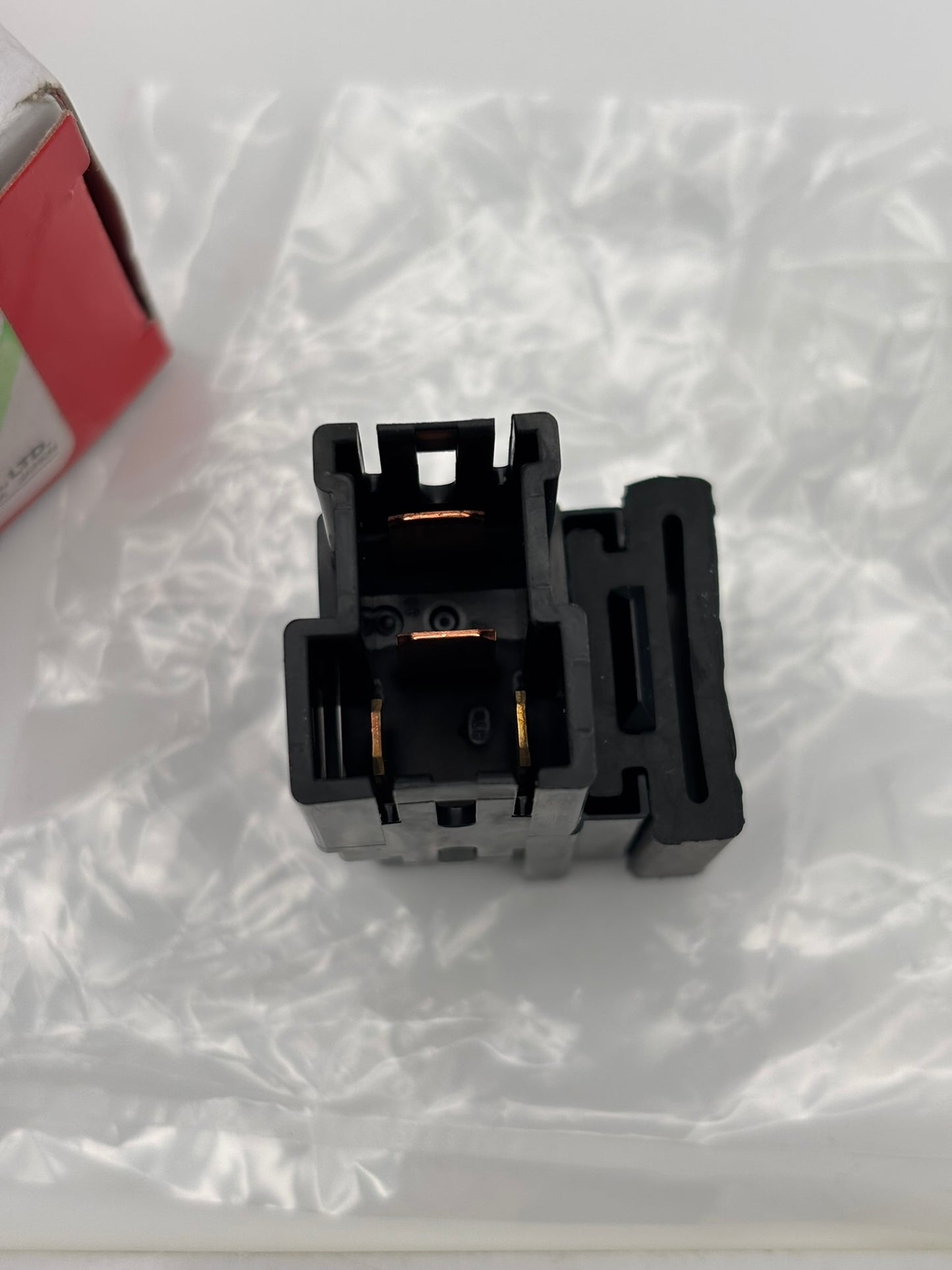 YAMAHA RELAY ASSY (SUB 8FP-81950-00-00 ) 8FP-81950-01-00 Y19