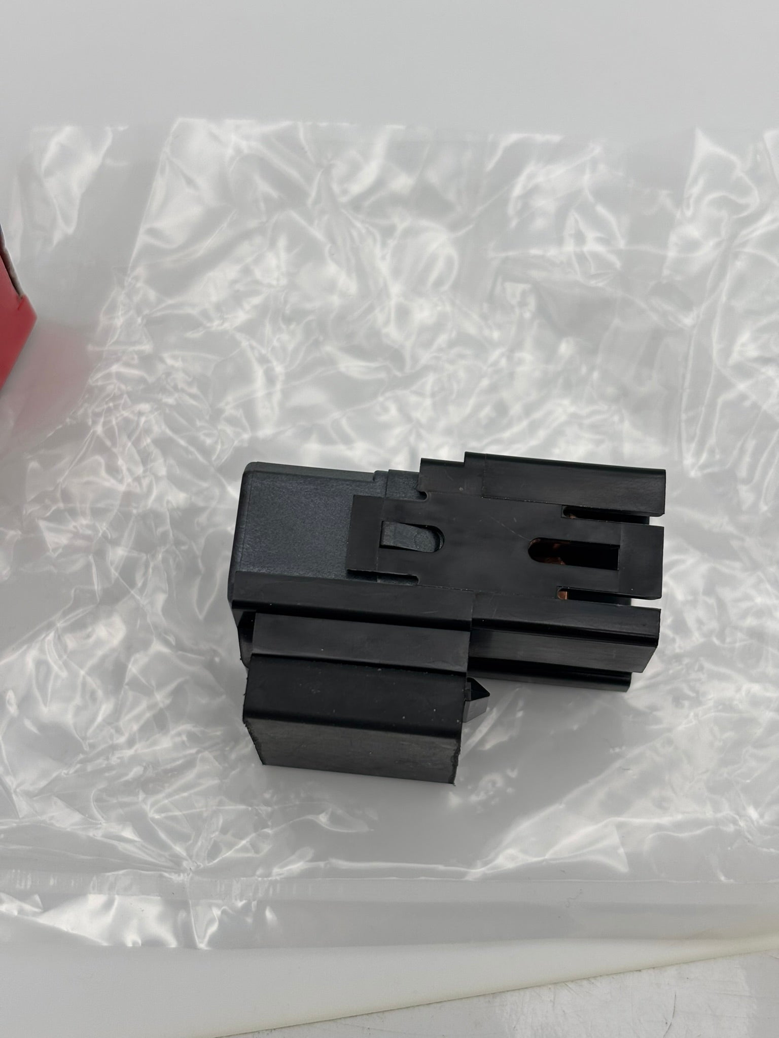 YAMAHA RELAY ASSY (SUB 8FP-81950-00-00 ) 8FP-81950-01-00 Y19