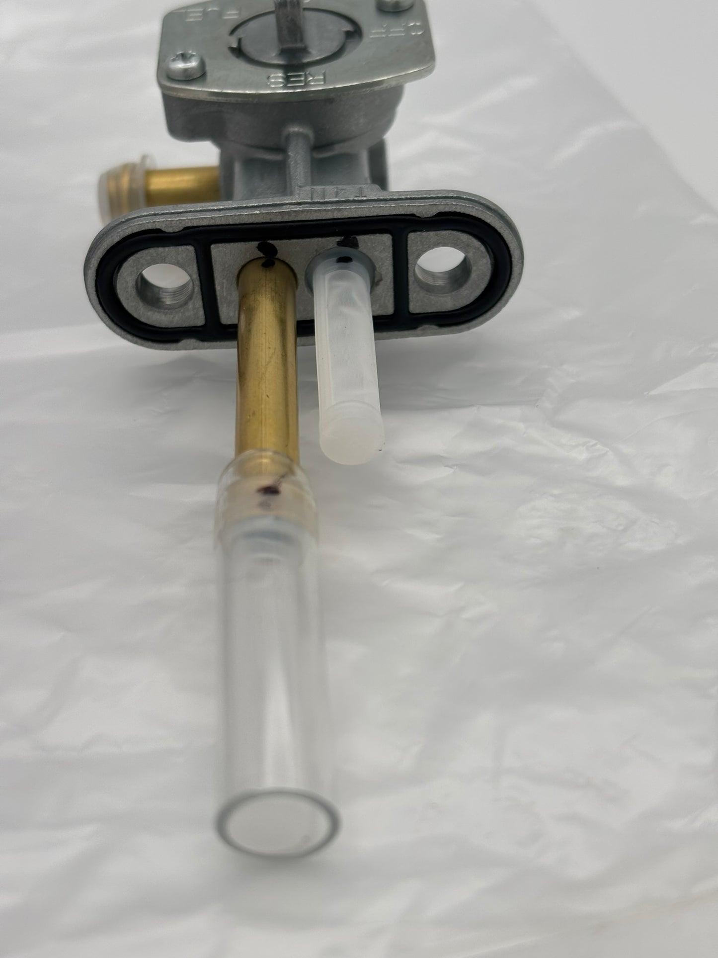 YAMAHA FUEL COCK ASSY 1. (SUB 5LP-24500-00-00 ) 5LP-24500-01-00 Y19
