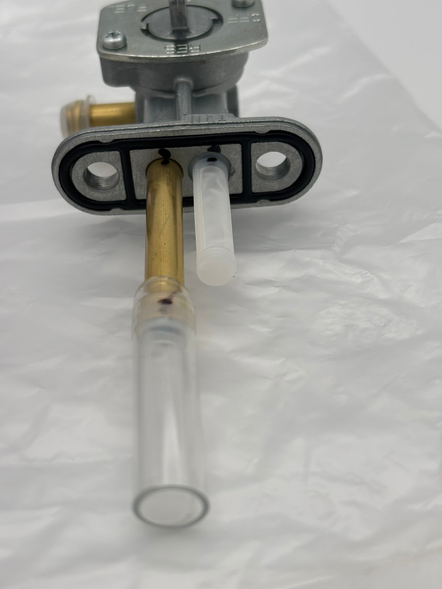 YAMAHA FUEL COCK ASSY 1. (SUB 5LP-24500-00-00 ) 5LP-24500-01-00 Y19