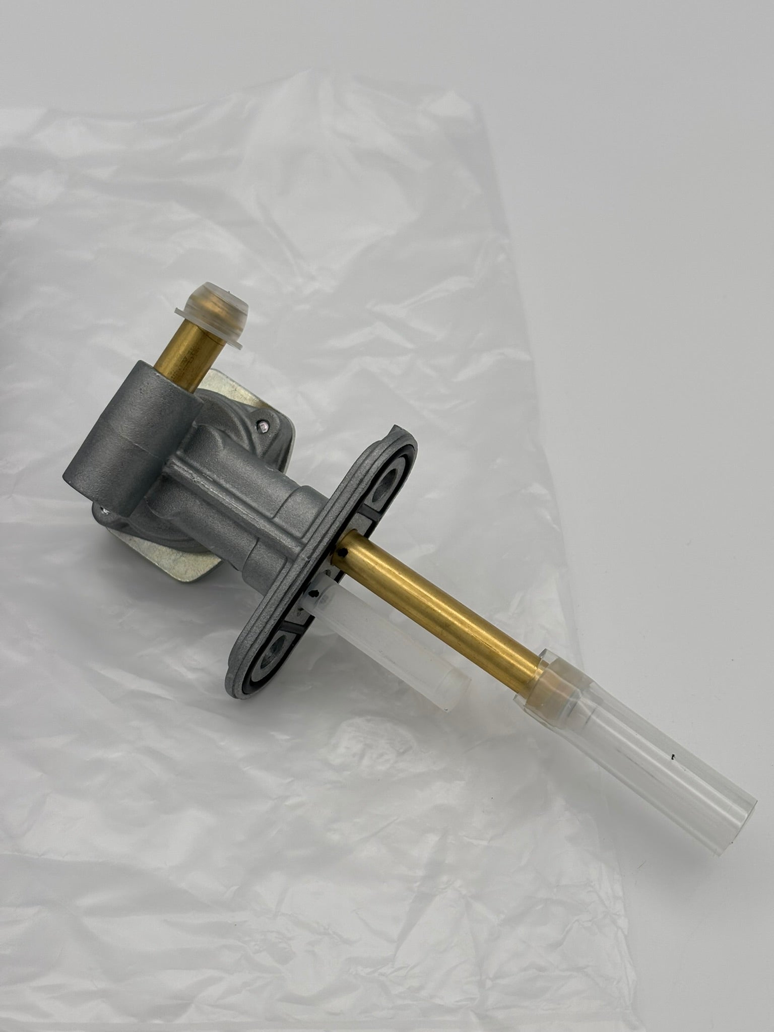 YAMAHA FUEL COCK ASSY 1. (SUB 5LP-24500-00-00 ) 5LP-24500-01-00 Y19
