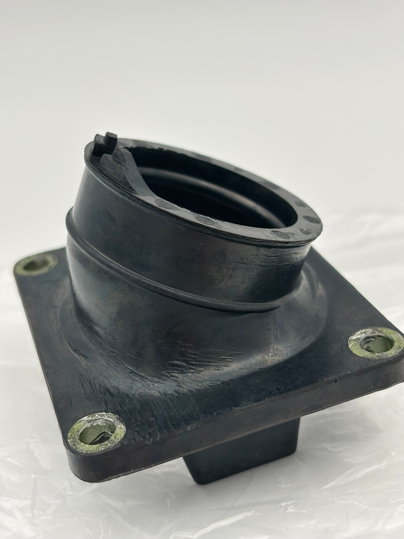 YAMAHA CARBURETOR JOINT 3R4-13565-00-00 Y19