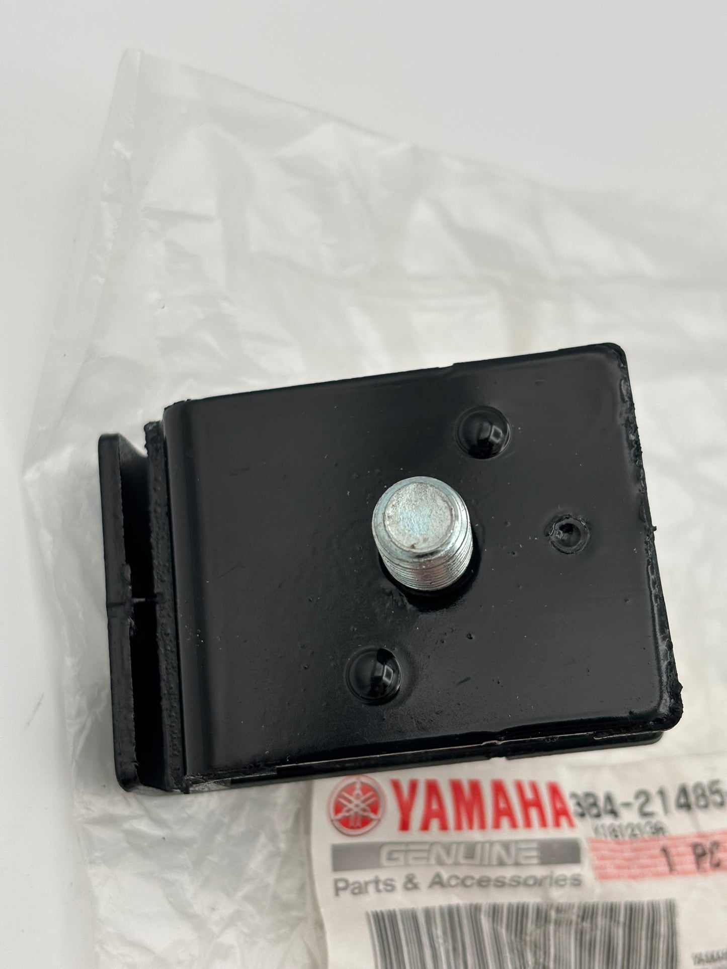 YAMAHA RUBBER DAMPER 1. (SUB 3B4-21485-00-00 ) 3B4-21485-01-00 Y19