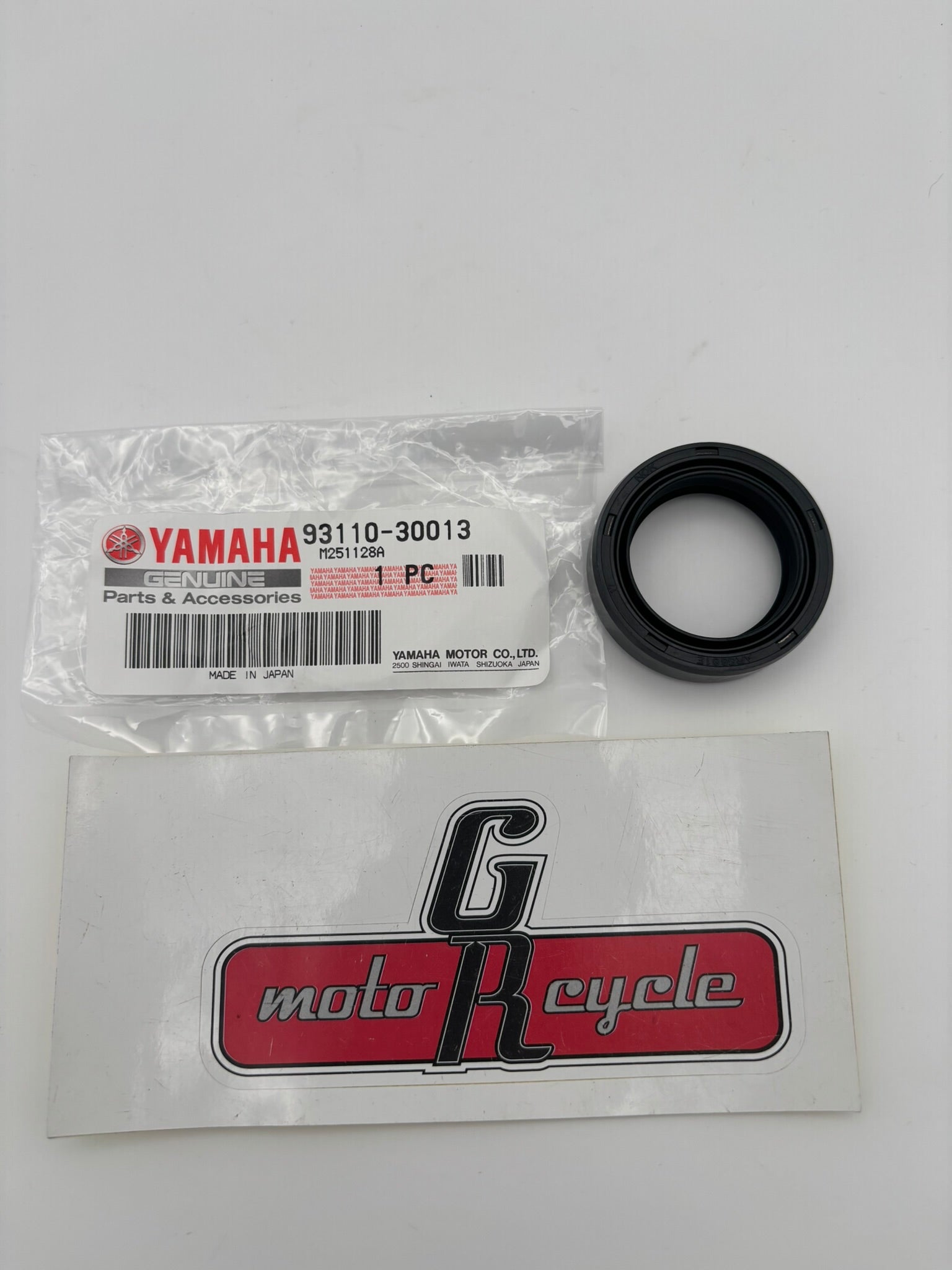 YAMAHA OIL SEAL (10W) 93110-30013-00 Y68