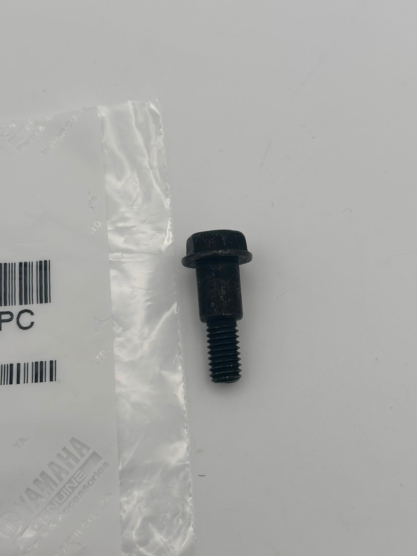 YAMAHA BOLT (3GB) (SUB 90109-06797-00 ) 90109-061F3-00 Y158
