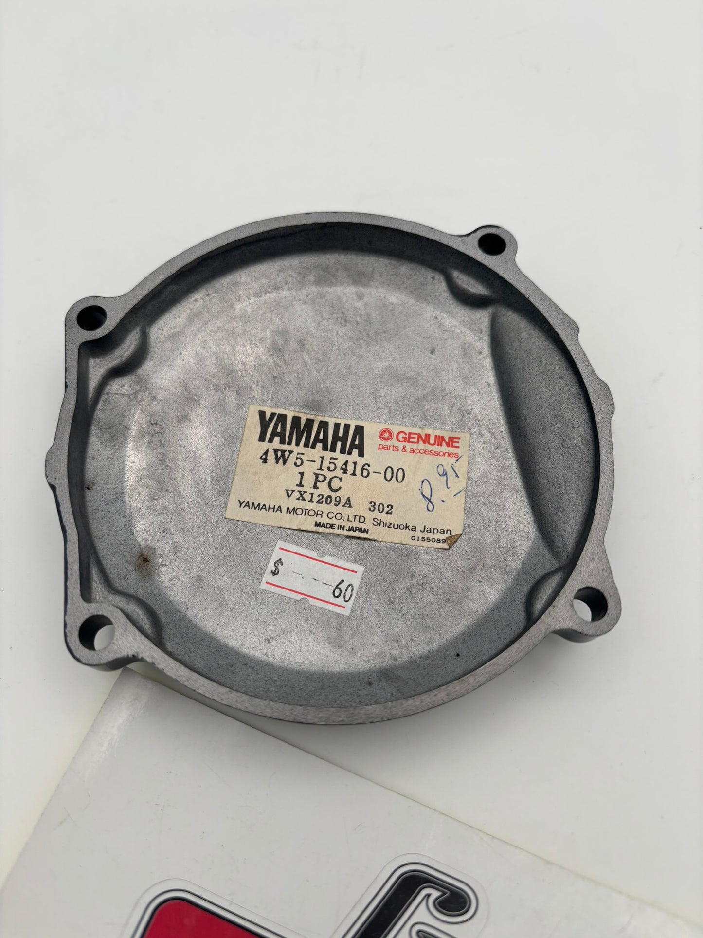 YAMAHA 1981 XJ650 OIL PUMP COVER 4W5-15416-00-00 Y20