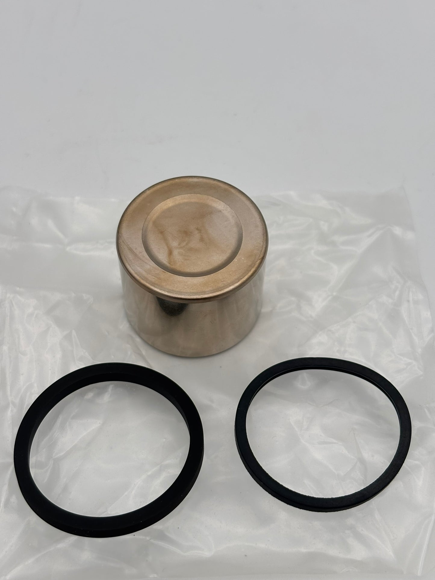 YAMAHA CALIPER PISTON 3B4-W0057-00-00 Y20