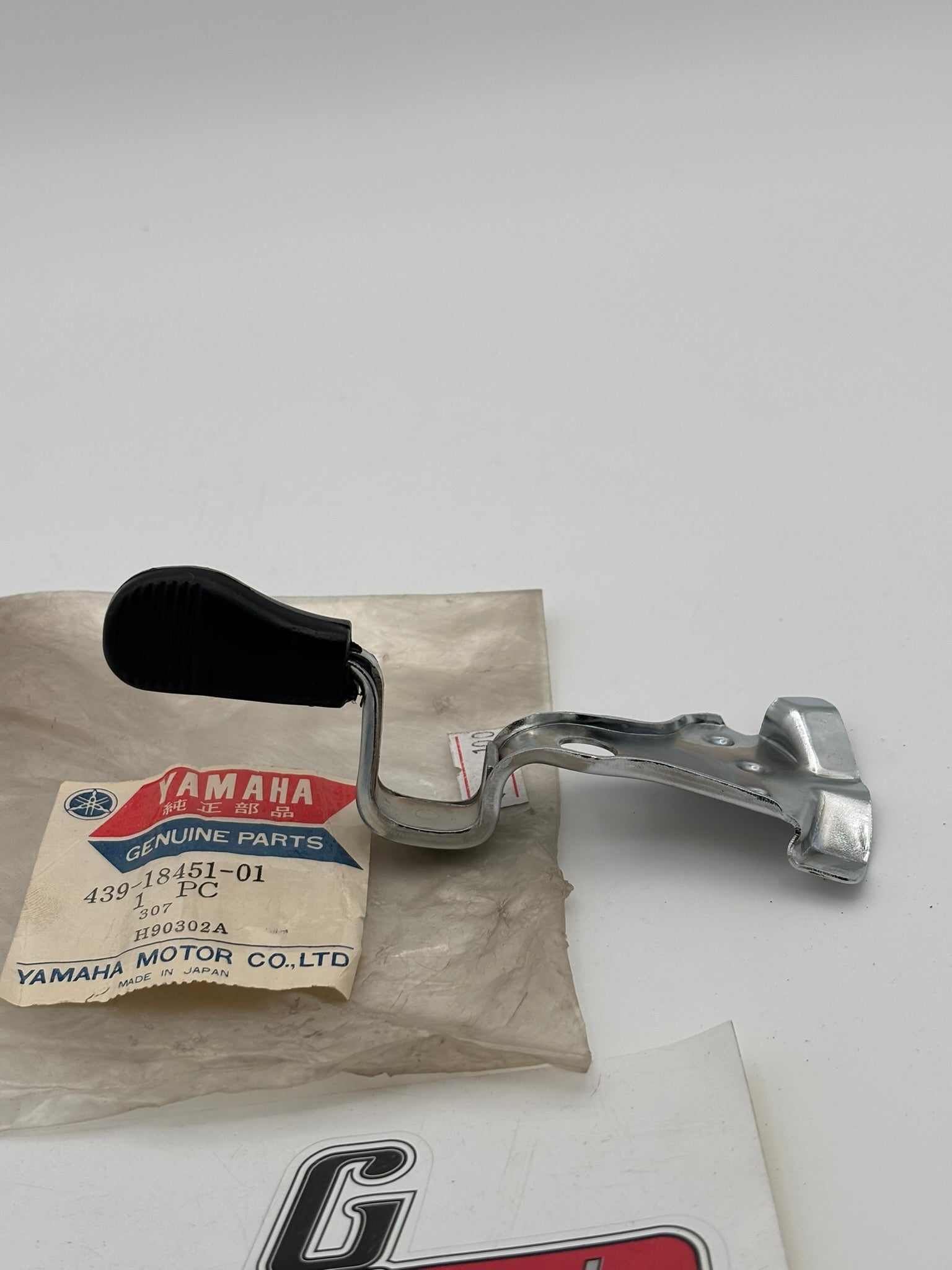 YAMAHA SHIFT LEVER (SUB 439-18451-02-00 ) 439-18451-01-00 Y20