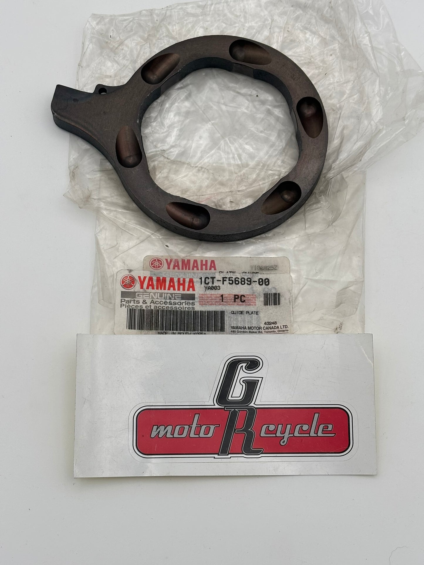 YAMAHA GUIDE PLATE 1CT-F5689-00-00 Y18