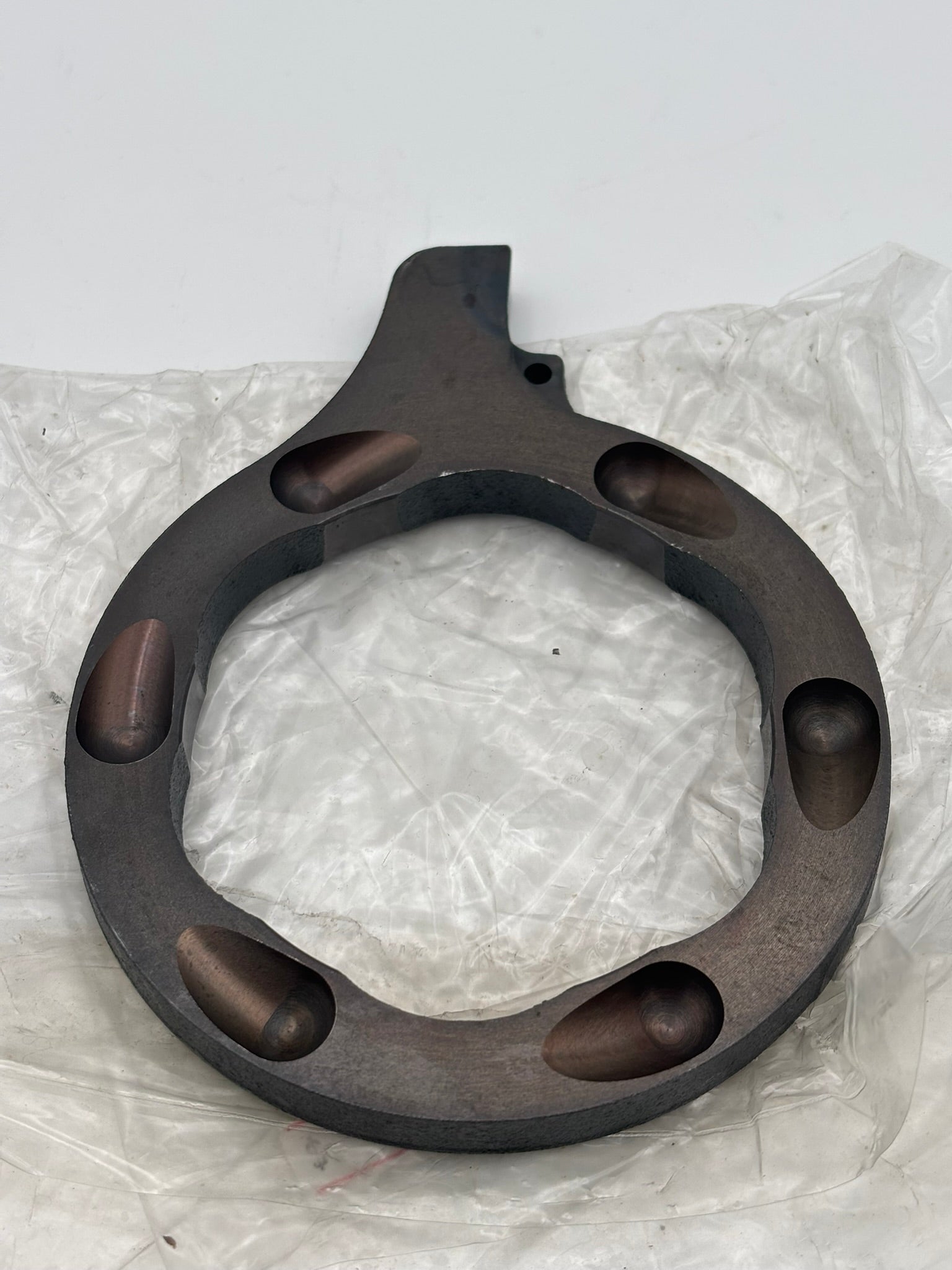 YAMAHA GUIDE PLATE 1CT-F5689-00-00 Y18