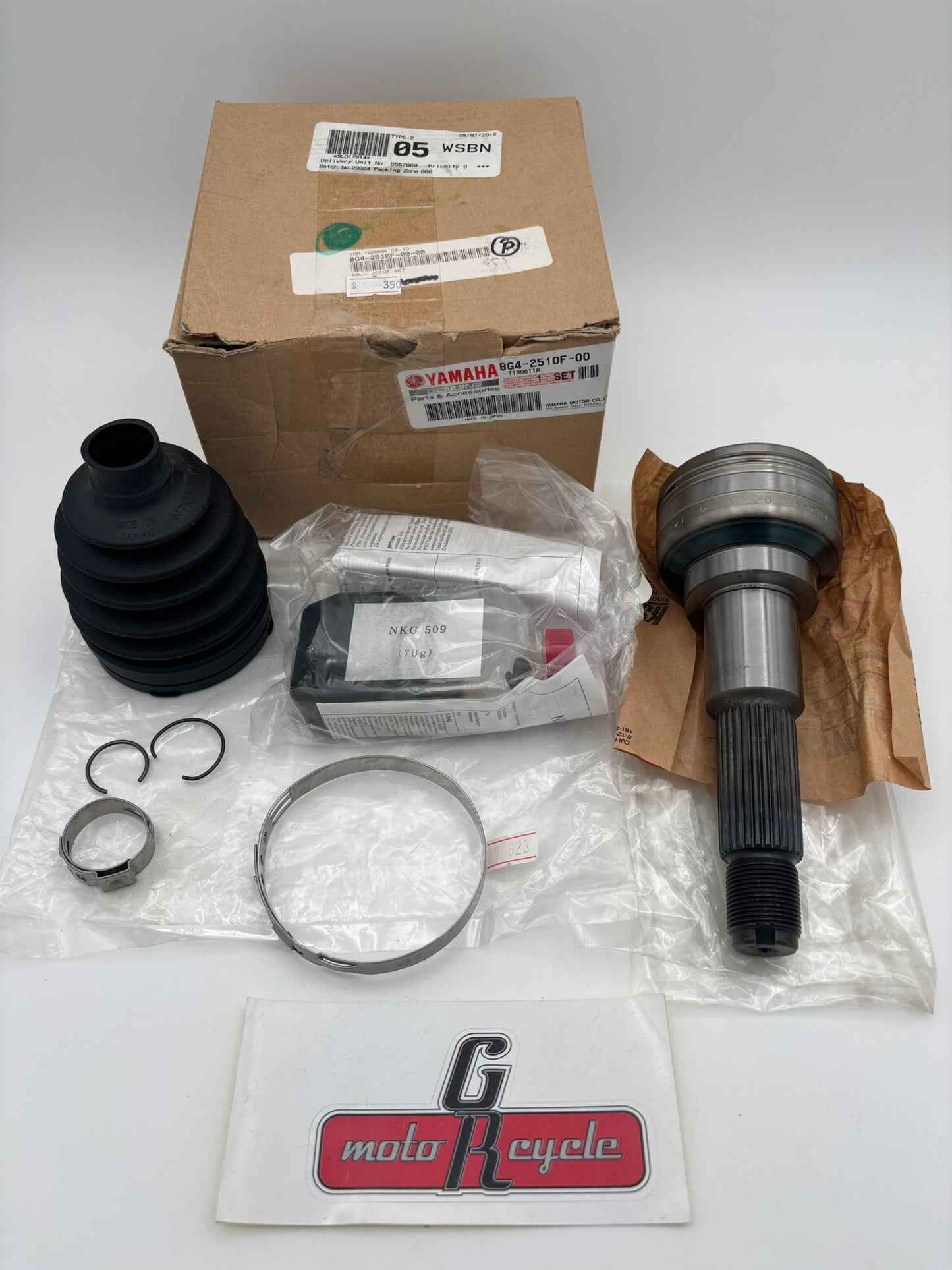 YAMAHA BALL JOINT SET (SUB BG4-2510F-01-00 ) BG4-2510F-00-00 Y21