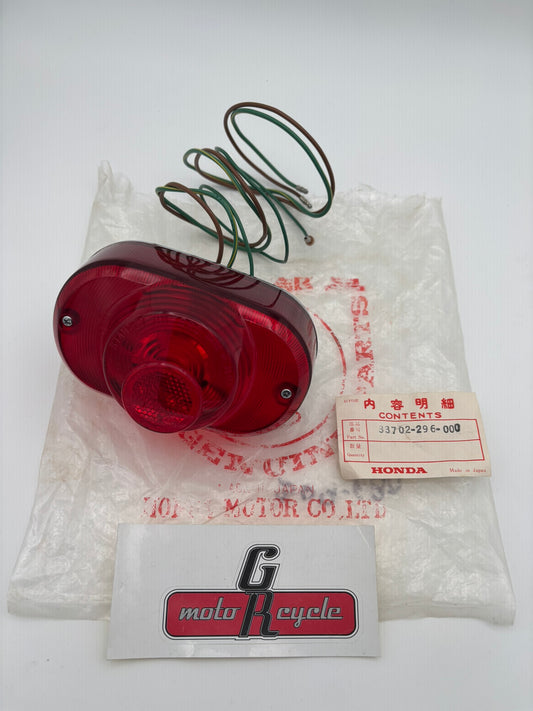 HONDA TAIL LIGHT ASSY (33702-296-000 + 33701-041-671 ) 33700-296-000 H225