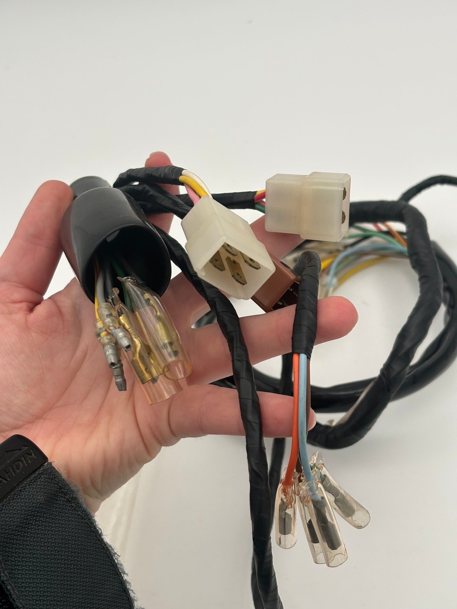 HONDA HARNESS WIRE (SUB 32100-237-670 32100-237-305 ) 32100-237-680 H225