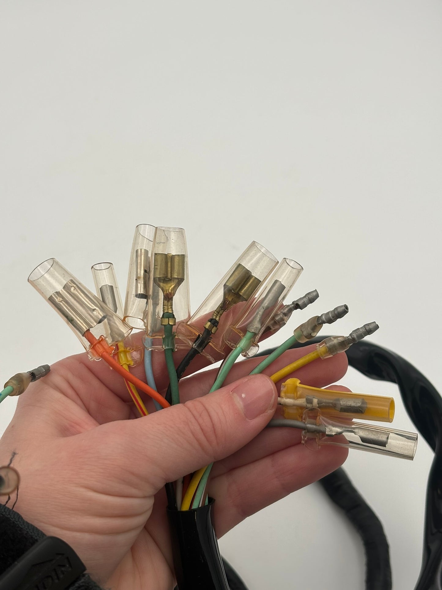 HONDA HARNESS WIRE (SUB 32100-237-670 32100-237-305 ) 32100-237-680 H225