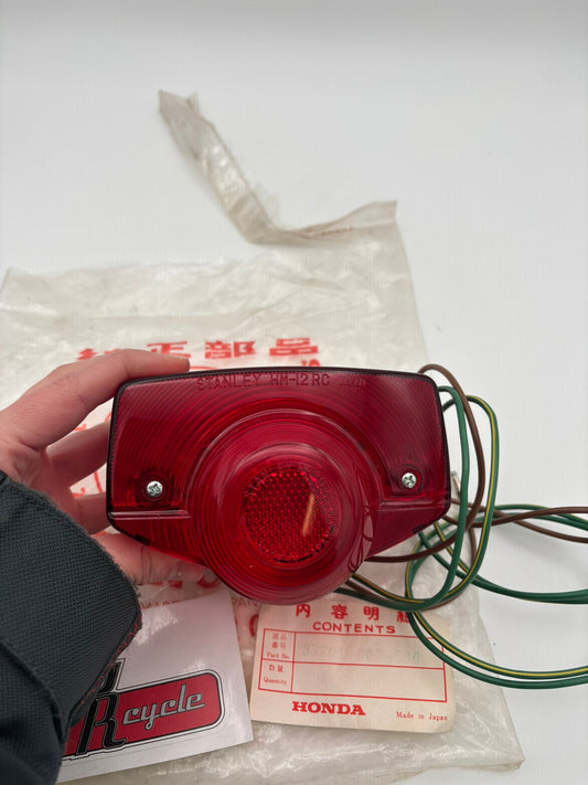 HONDA TAIL LIGHT UNIT ( 33702-303-003 + 33703-303-003 ) 33701-307-680 H227