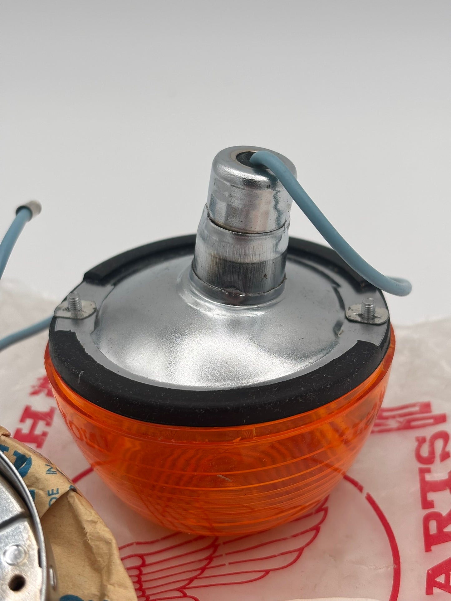 HONDA RIGHT FRONT TURN SIGNAL (SUB 33400-046-751 XW 33400-087-506 ) 33400-087-761XW H230