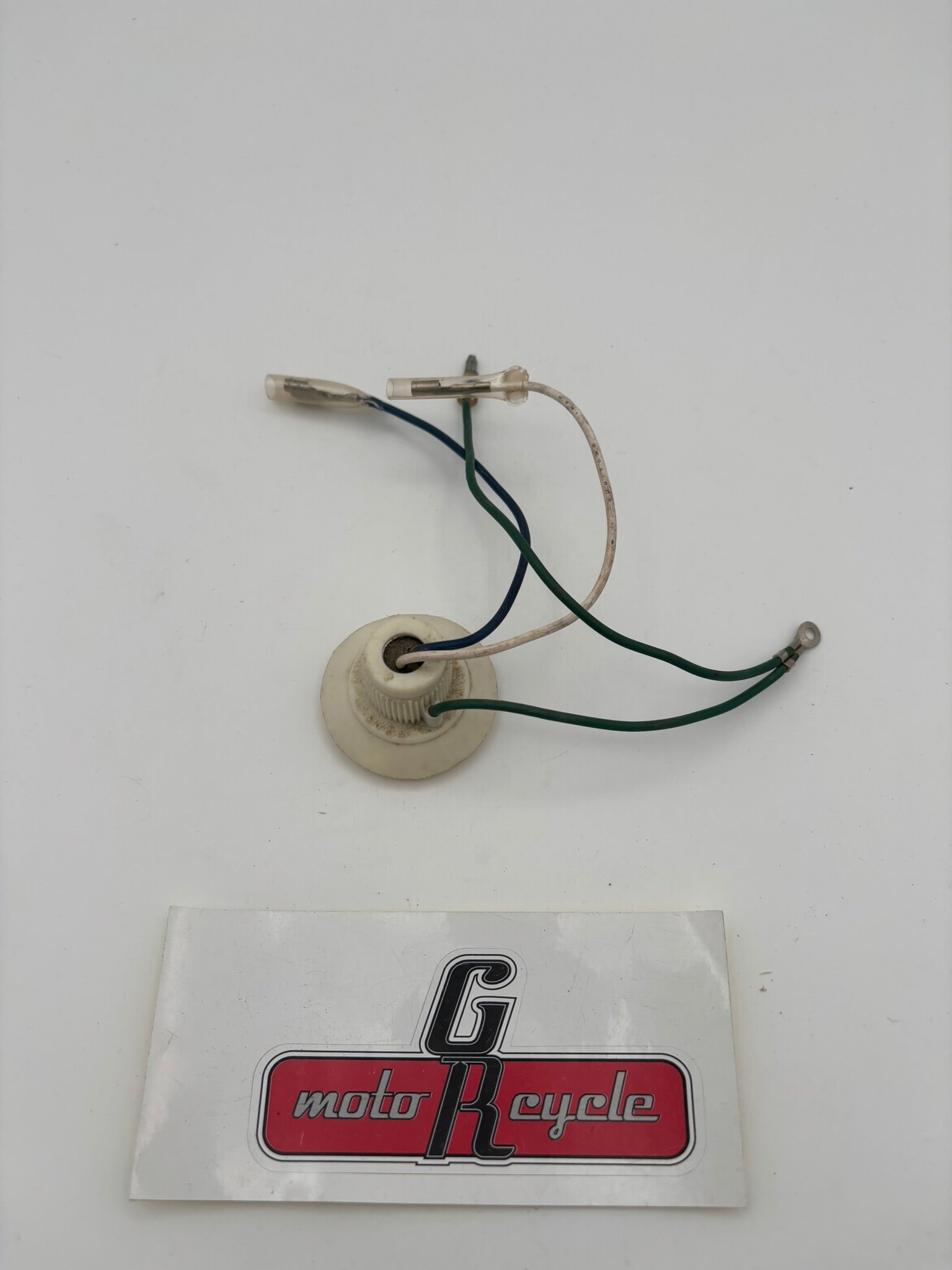 HONDA HEAD LIGHT SOCKET (SUB 33130-292-670 ) 33130-286-670 H231
