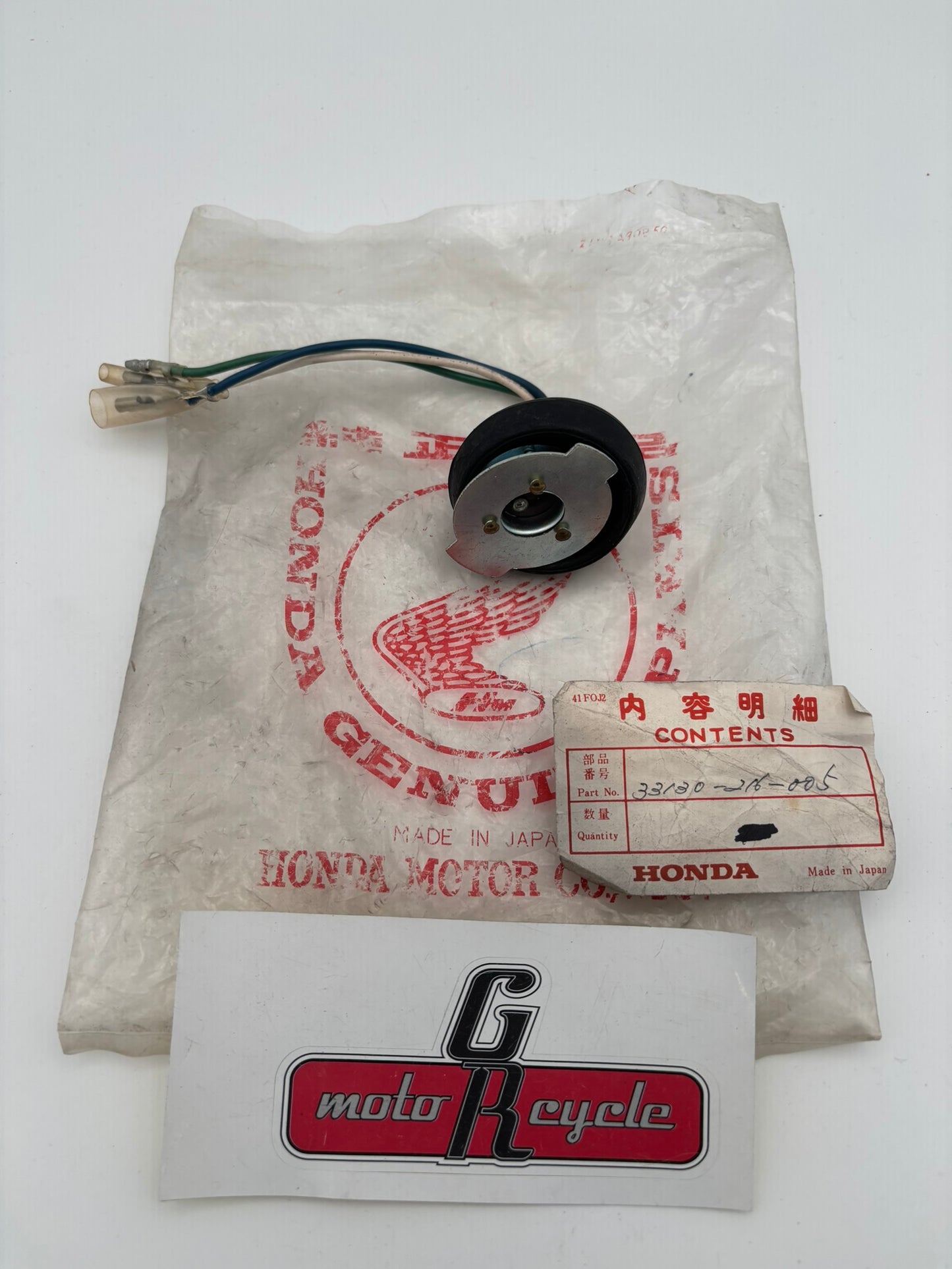 HONDA HEAD LIGHT SOCKET 33130-216-005 H231