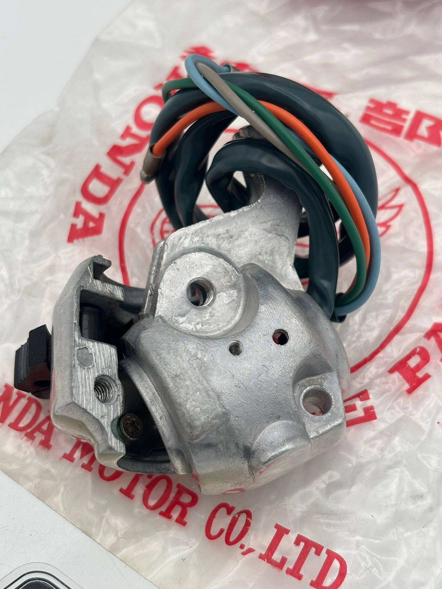 HONDA TURN SIGNAL SWITCH (SUB 35250-030-000 ) 35250-030-010 H233