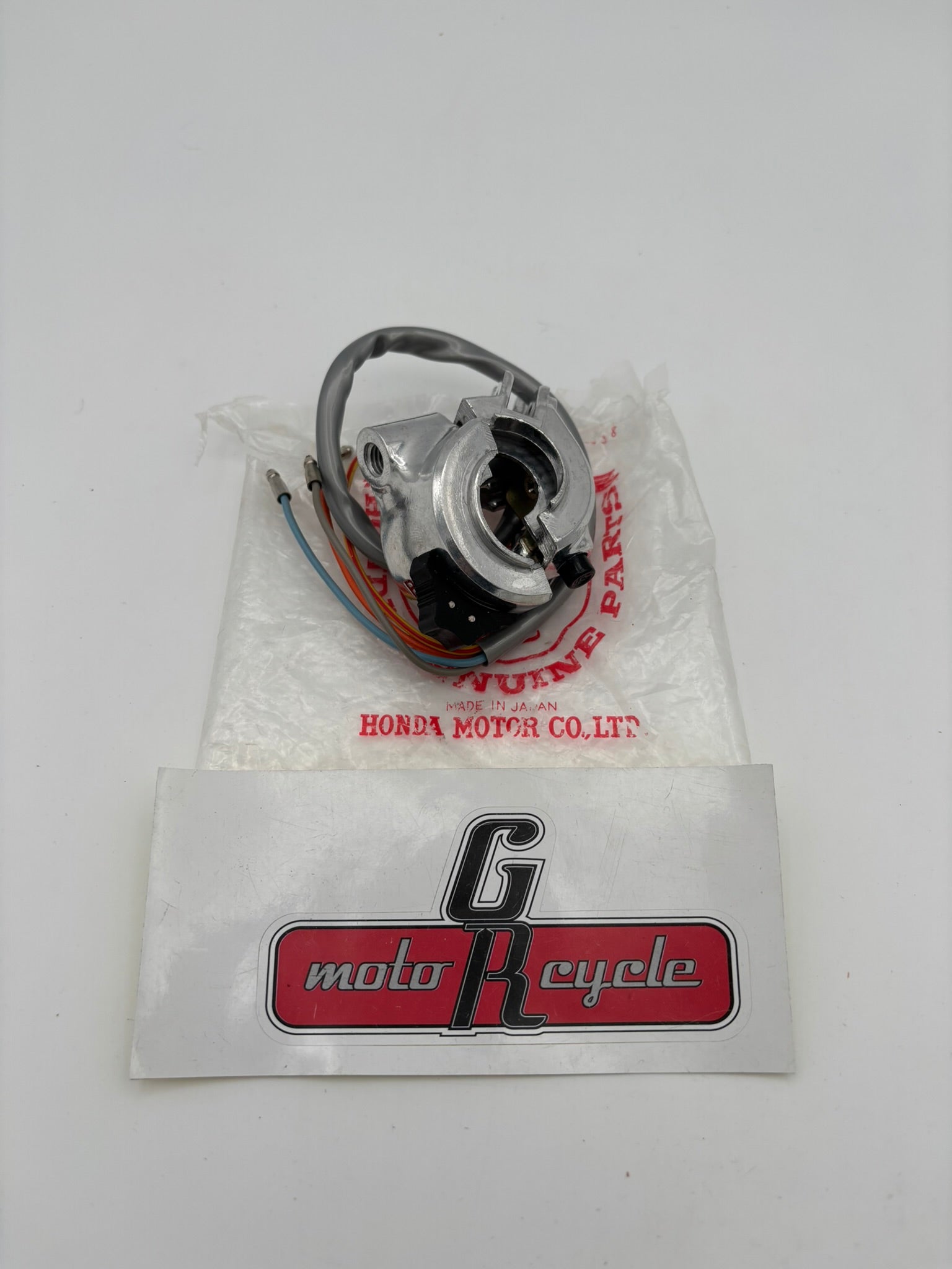 HONDA HORN & TURN SIGNAL SWITCH 35251-041-693 H234