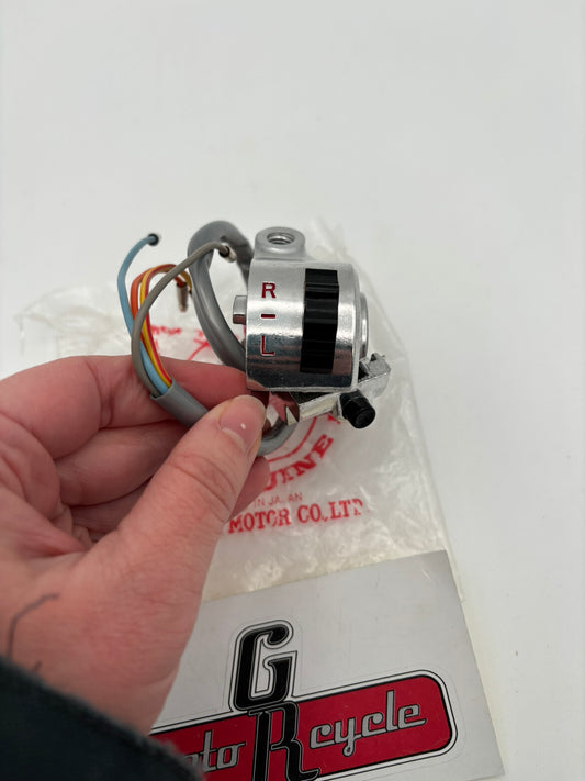 HONDA HORN & TURN SIGNAL SWITCH 35251-041-693 H234