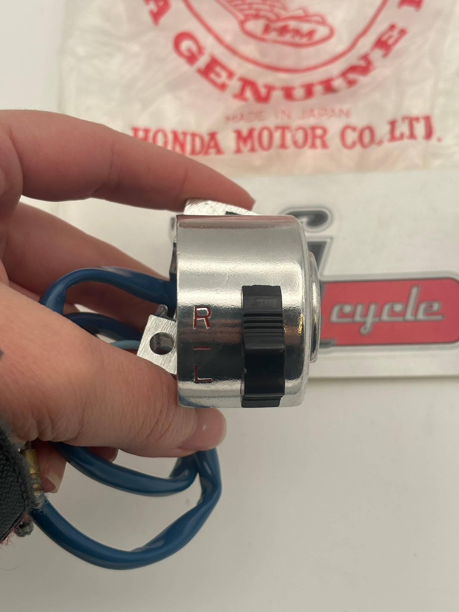 HONDA HORN & DIMMER SWITCH (SUB 35300-034-000 ) C2304841 H234