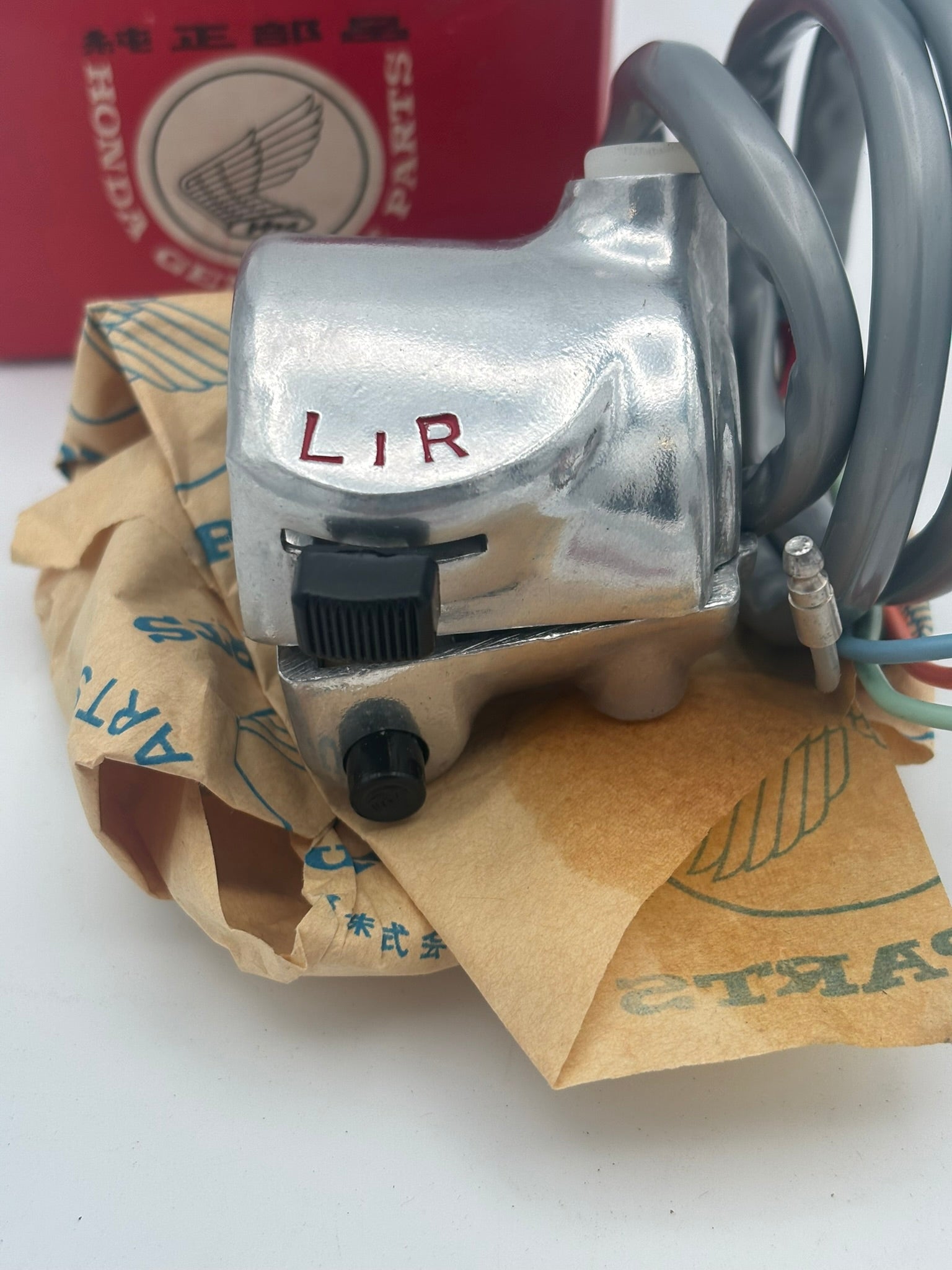 HONDA HORN & TURN SIGNAL SWITCH (SUB 35300-056-020 35300-056-050 ) 35300-056-060 H236