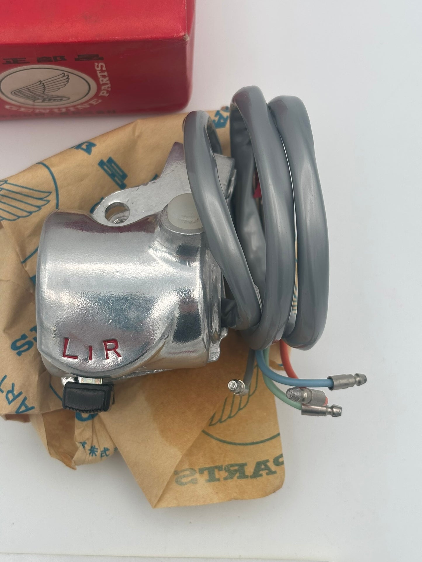 HONDA HORN & TURN SIGNAL SWITCH (SUB 35300-056-020 35300-056-050 ) 35300-056-060 H236