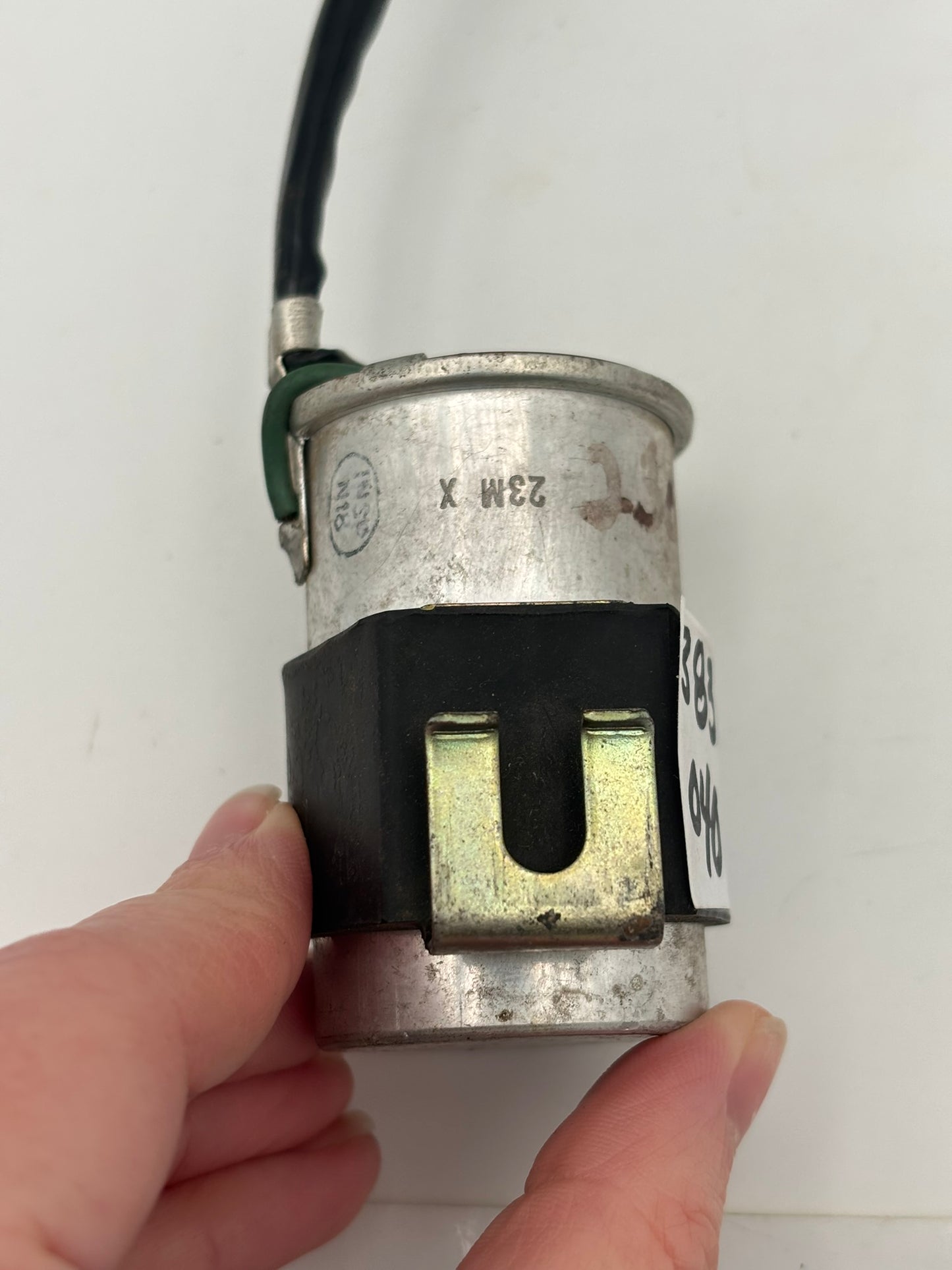HONDA USED TURN SIGNAL RELAY (SUB 38300-237-600 ) 38300-230-040-U H236