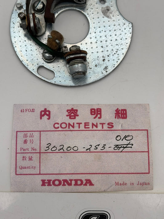 HONDA CONTACT BREAKER (SUB 30200-253-000 30200-253-014 ) 30200-253-010 H236