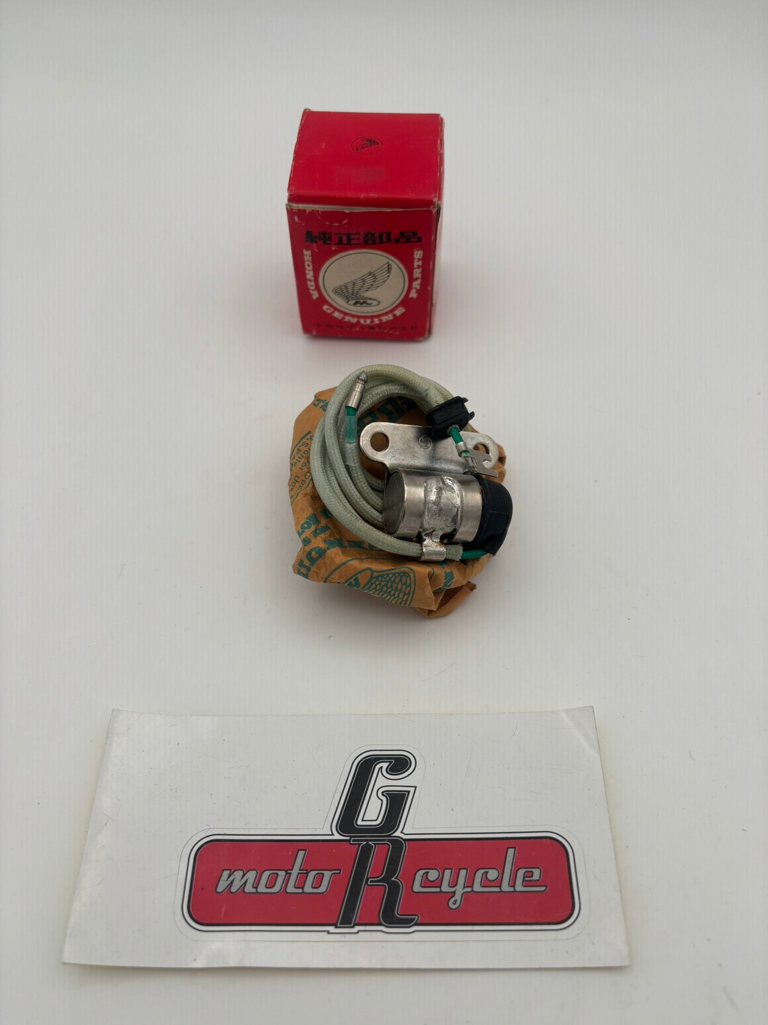 HONDA CONDENSER (SUB 30250-259-043 30250-259-044 ) C7218162DK H237