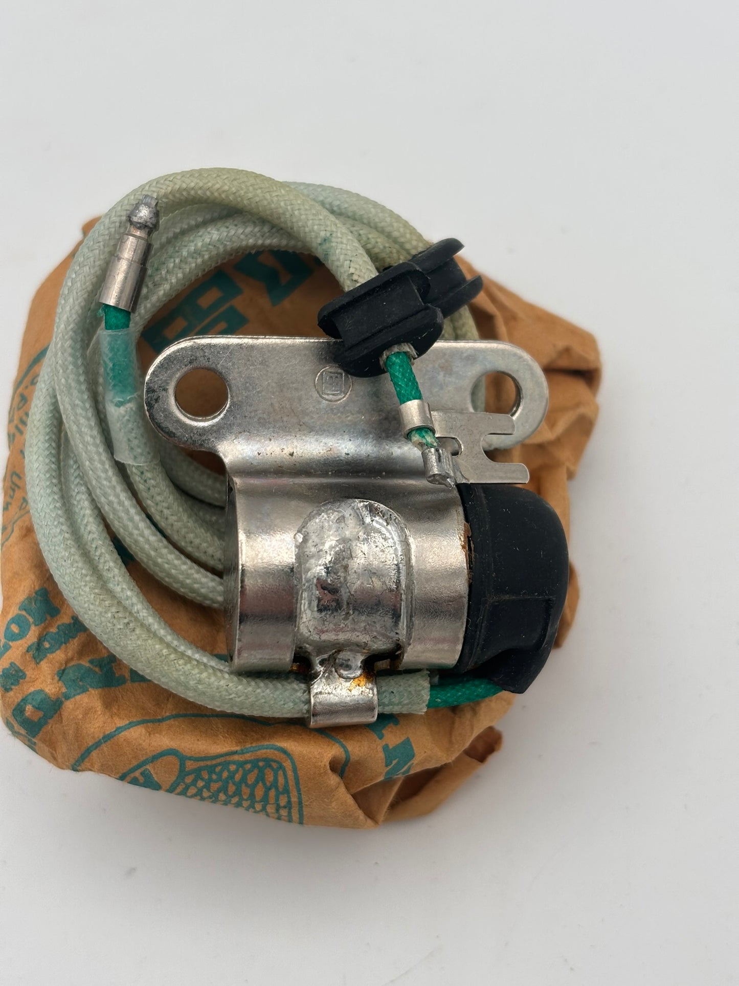 HONDA CONDENSER (SUB 30250-259-043 30250-259-044 ) C7218162DK H237