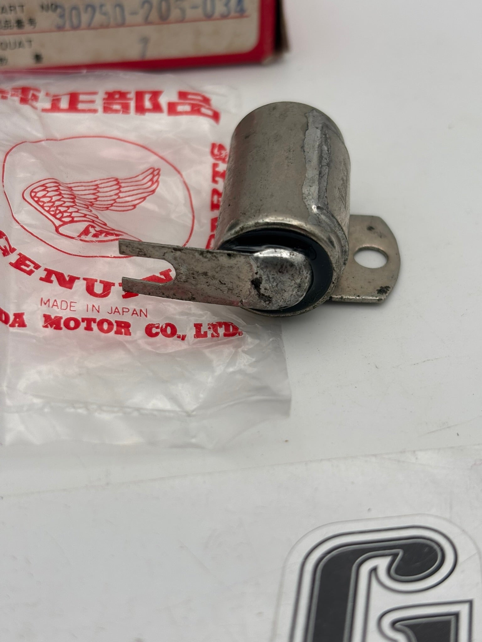 HONDA CONDENSER (SUB 30250-003-004 ) 30250-205-034 H236
