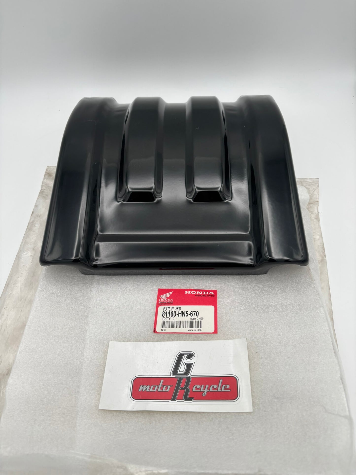 HONDA FRONT SKID PLATE 81160-HN5-670 H241