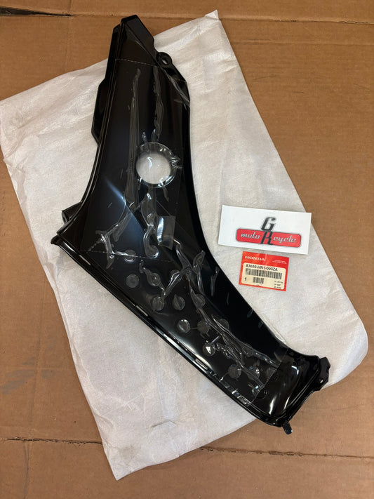HONDA LEFT SIDE COVER 83650-HN1-000ZA HBOX