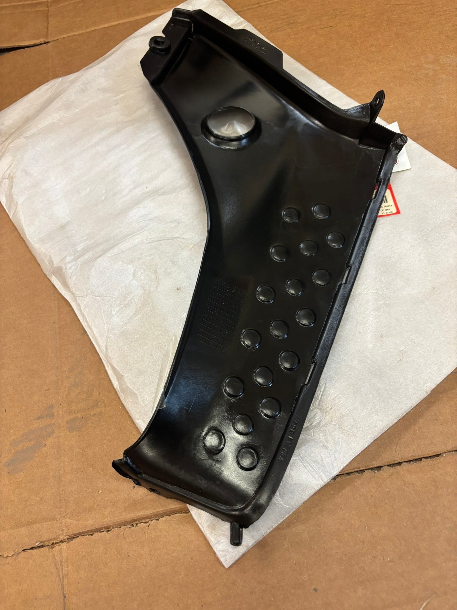 HONDA LEFT SIDE COVER 83650-HN1-000ZA HBOX