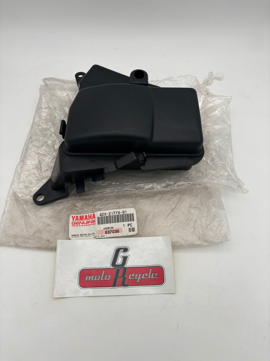 YAMAHA BOX (SUB 42X-2177A-00-00 ) 42X-2177A-01-00 Y277